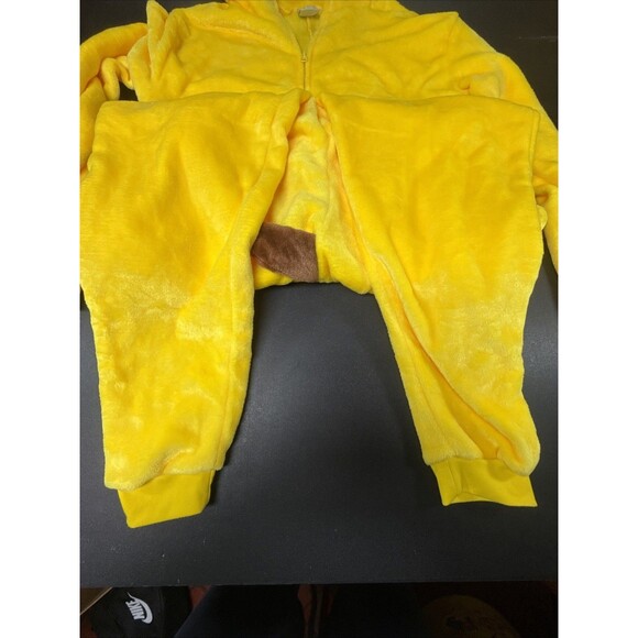 Unisex Pikachu Adult Deluxe Costume/Pajamas Medium Yellow - Picture 7 of 9
